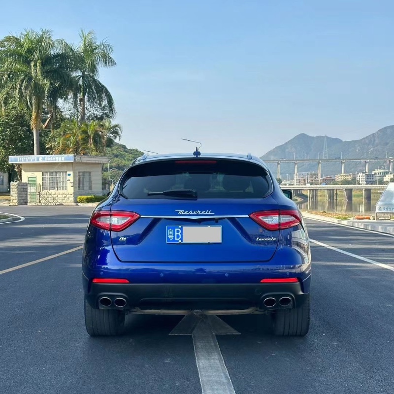东莞19年玛莎拉蒂Levante8