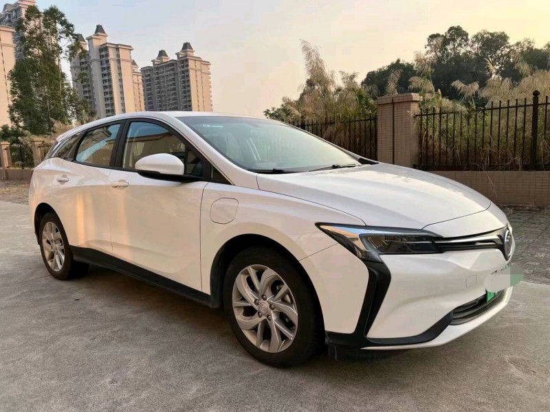 江门23年别克微蓝3