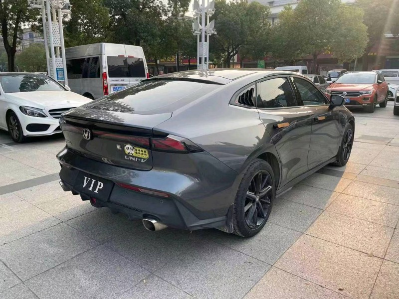 常州23年长安汽车UNI-V5