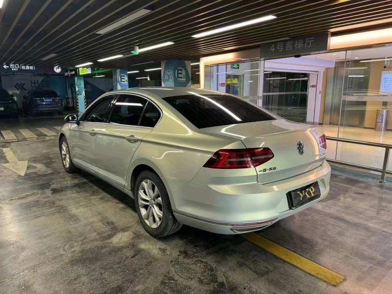 嘉兴18年大众迈腾8