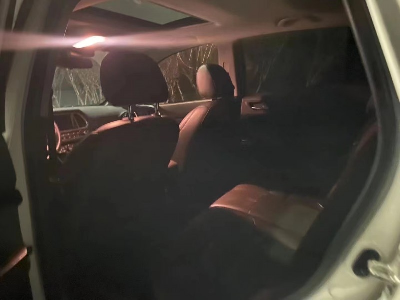 济宁12年传祺GS48