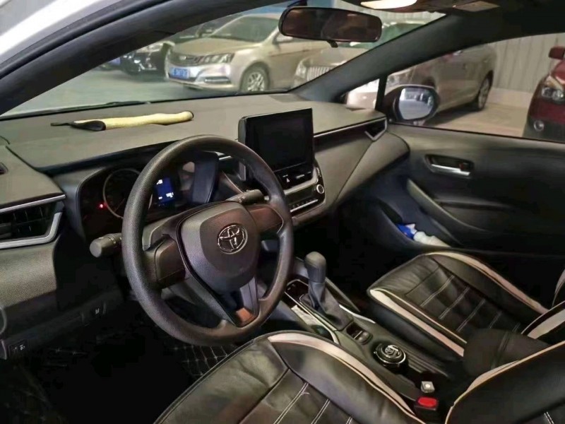 济南22年丰田雷凌5