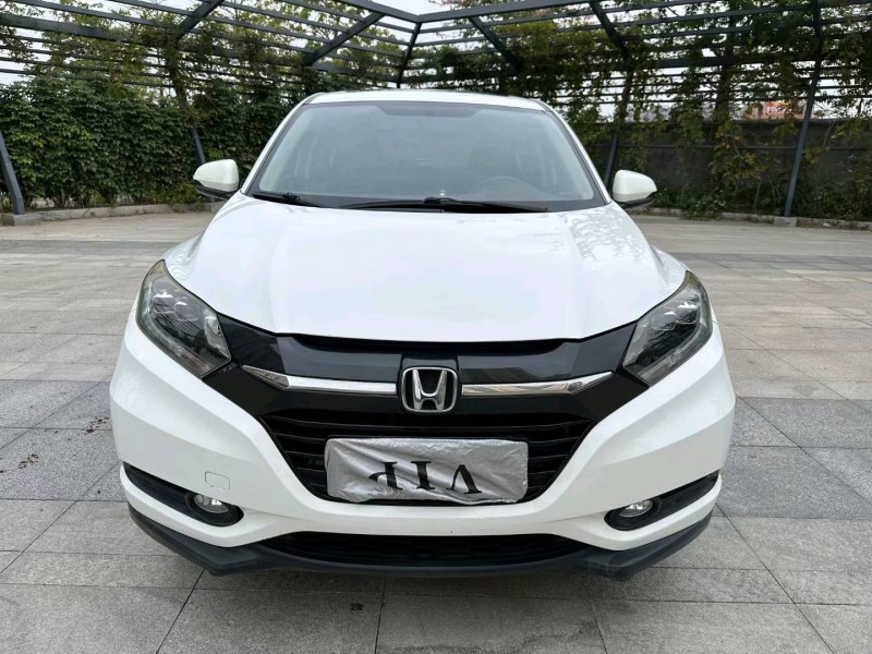 广州17年本田缤智1