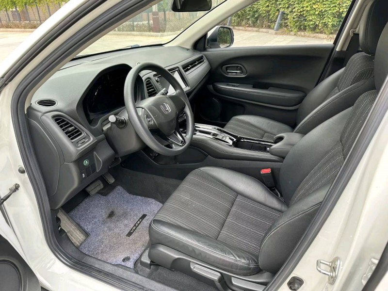 广州17年本田缤智6