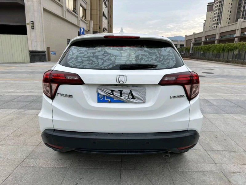 广州17年本田缤智9