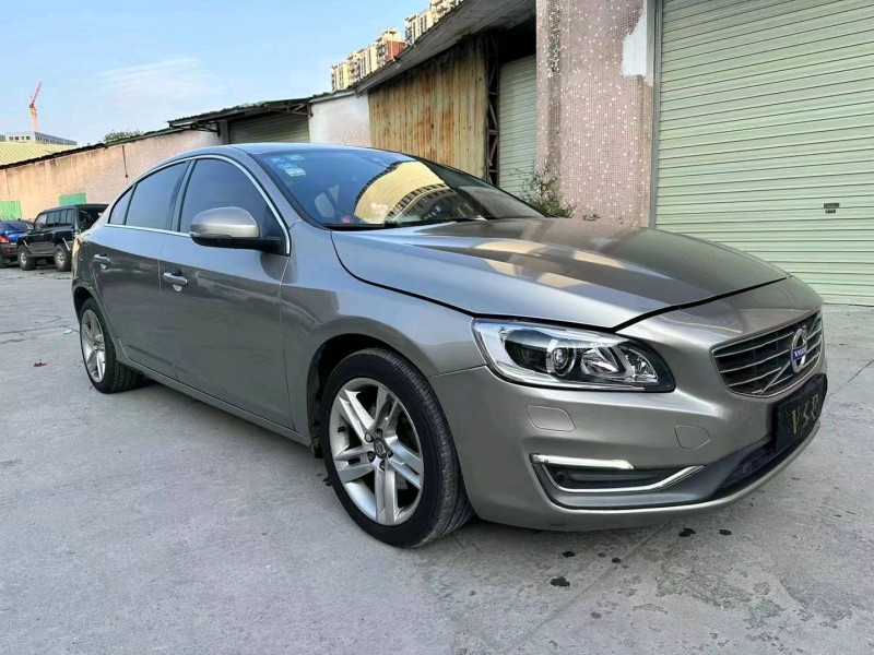东莞16年沃尔沃S60L2