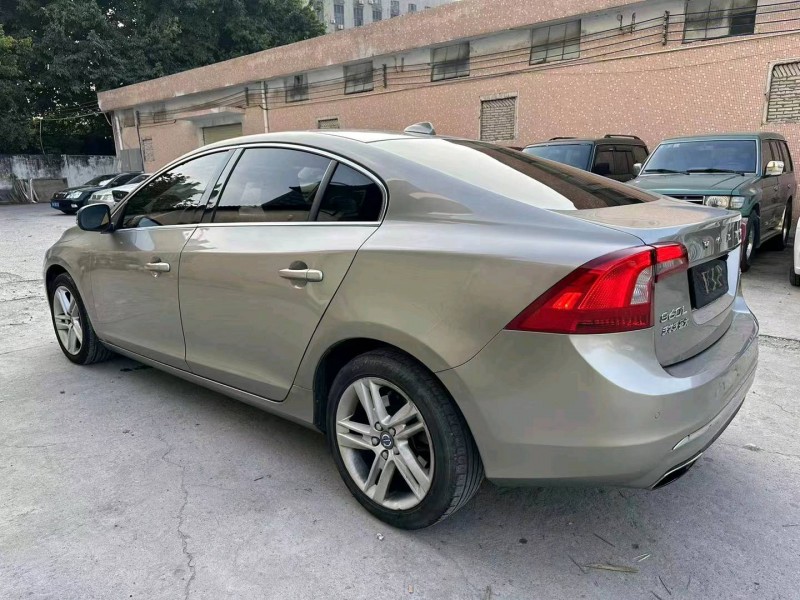 东莞16年沃尔沃S60L7