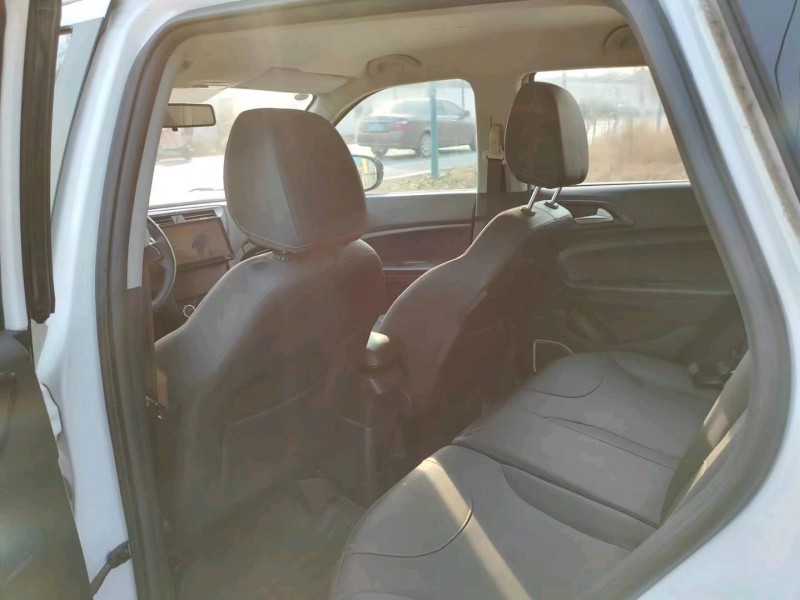 保定17年中华V34