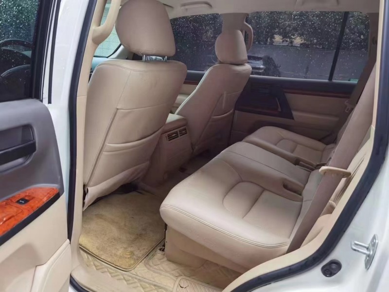 济宁15年丰田兰德酷路泽6