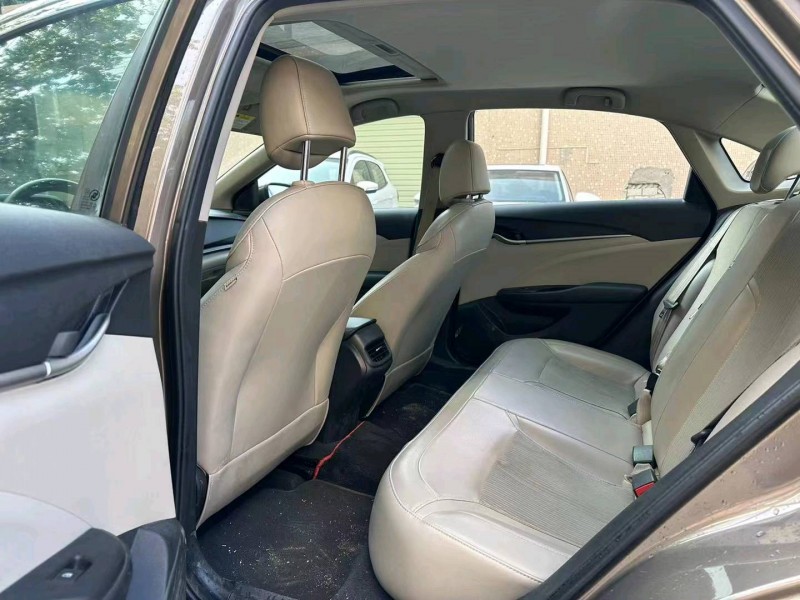 东莞17年别克英朗4