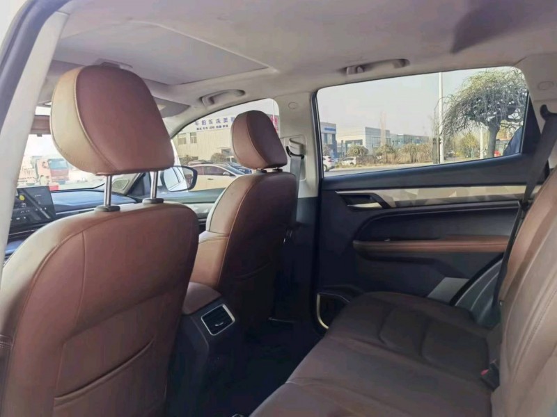 保定22年吉利远景X68