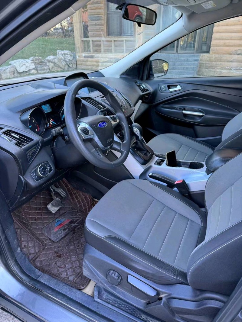 邢台13年福特翼虎4