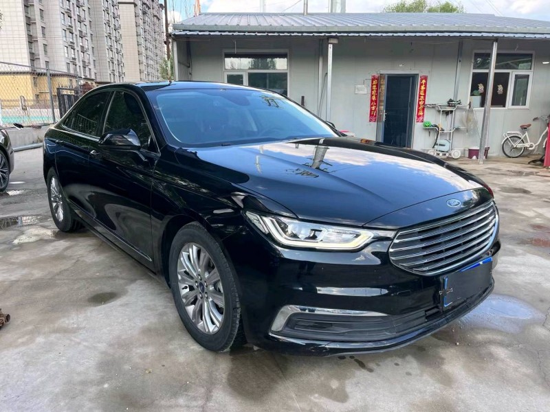 保定21年福特金牛座2