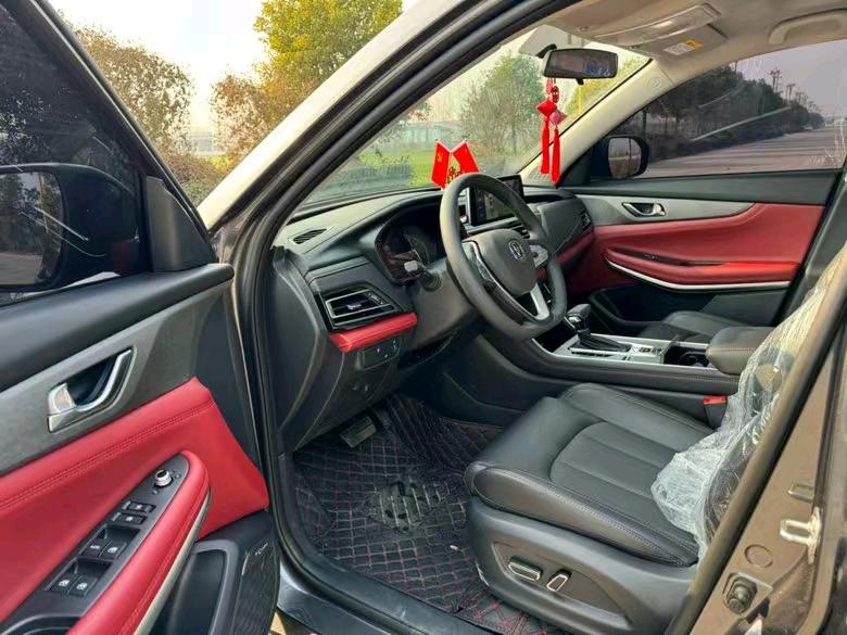 盐城23年长安汽车CS756