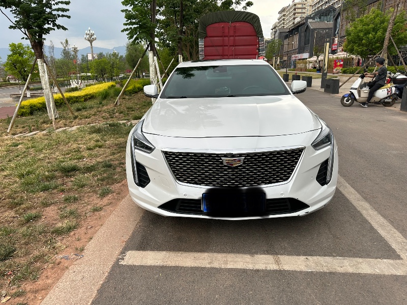 凉山18年凯迪拉克CT61