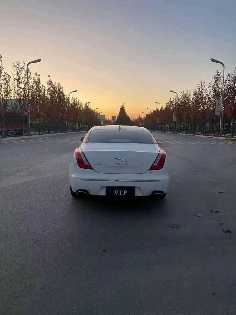 寶雞14年捷豹XJL7
