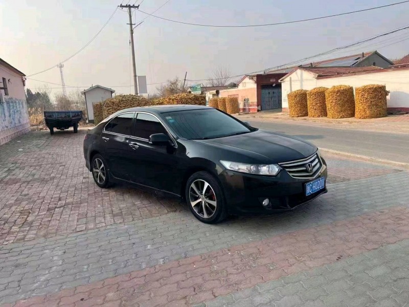 邢台12年本田思铂睿2