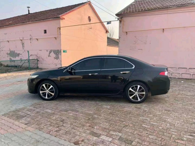 邢台12年本田思铂睿9