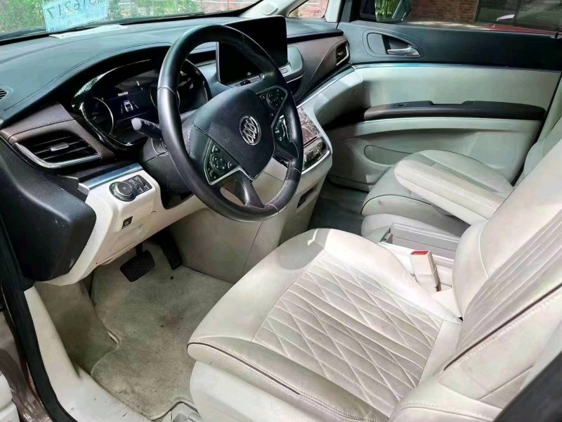 枣庄22年别克GL82