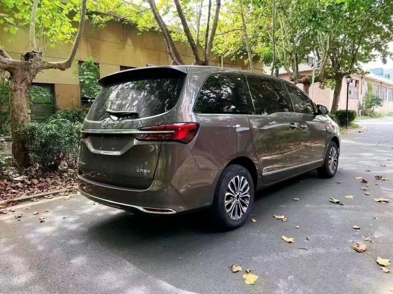 枣庄22年别克GL85