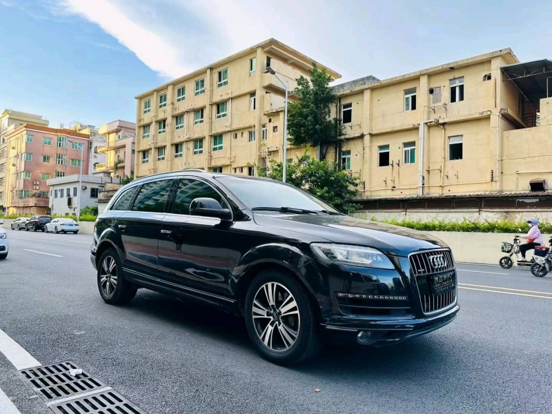 东莞12年奥迪Q73