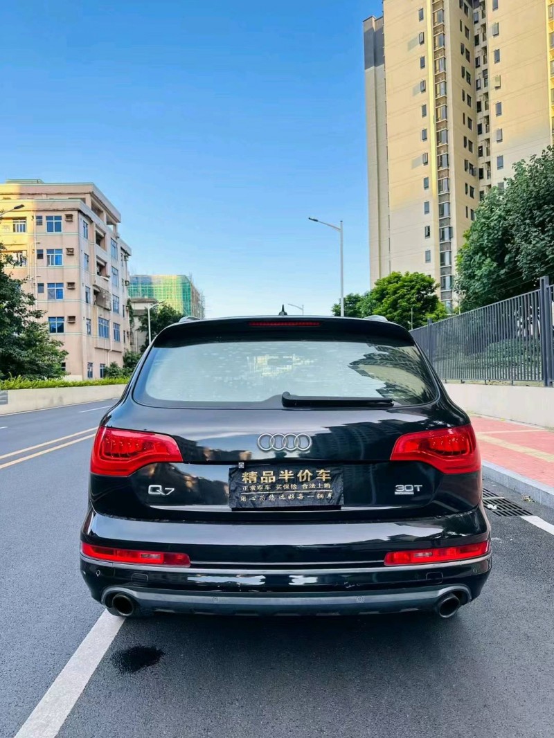 东莞12年奥迪Q75