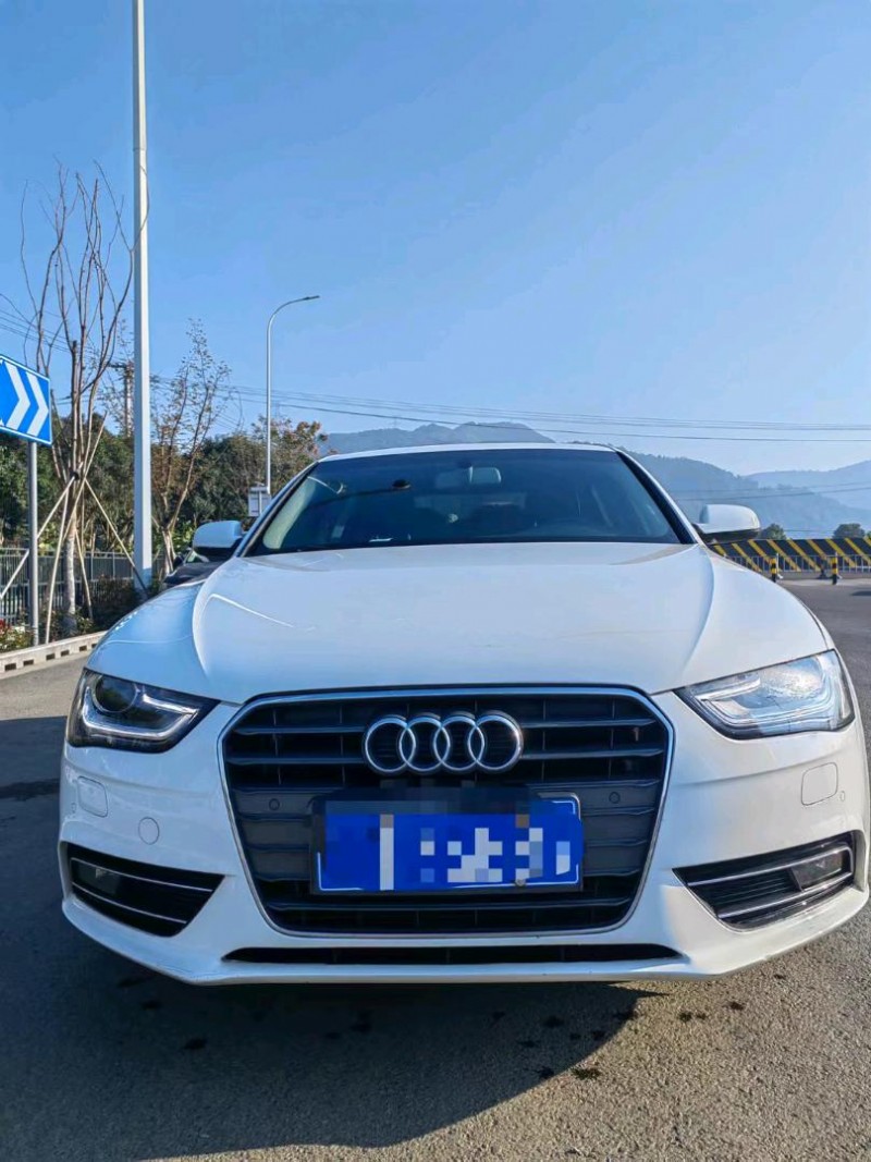 嘉兴15年奥迪A4L1