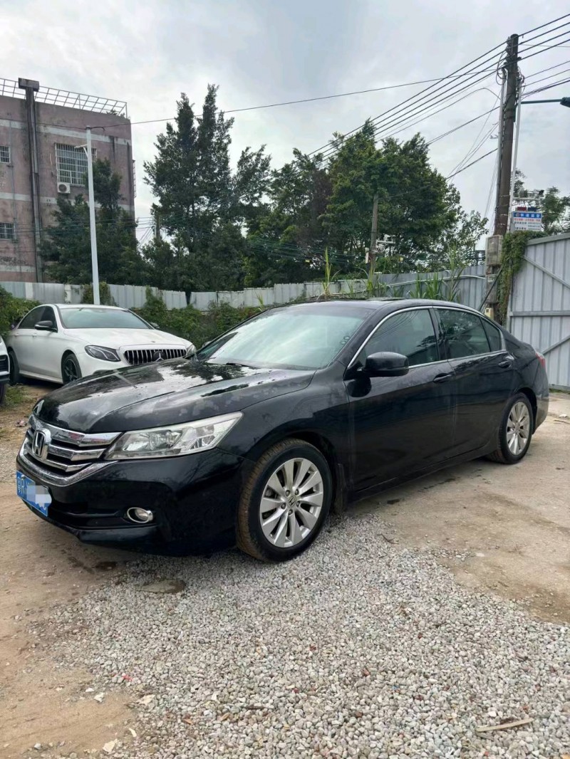 广州15年本田雅阁3