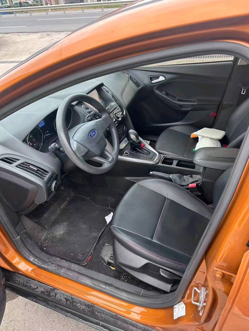 常州17年福特福克斯6