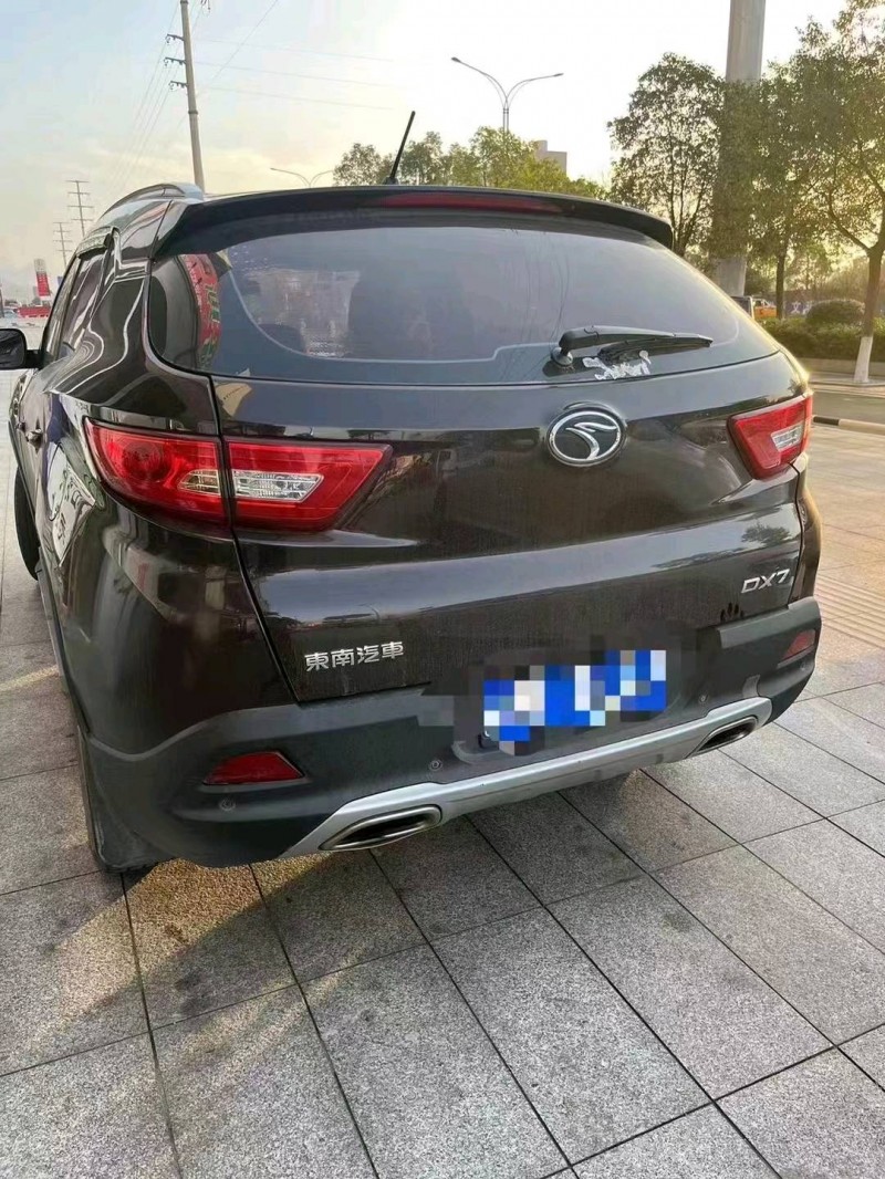 衡阳17年东南汽车DX72