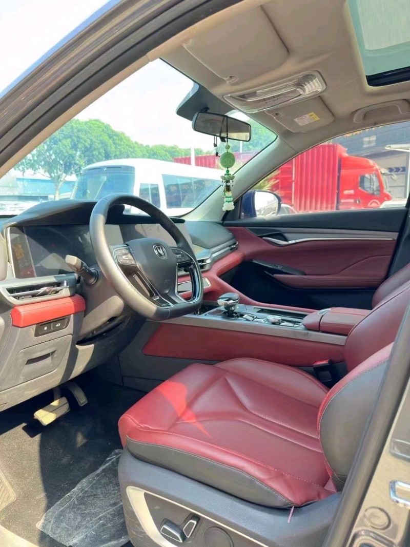 汕头22年长安汽车CS756