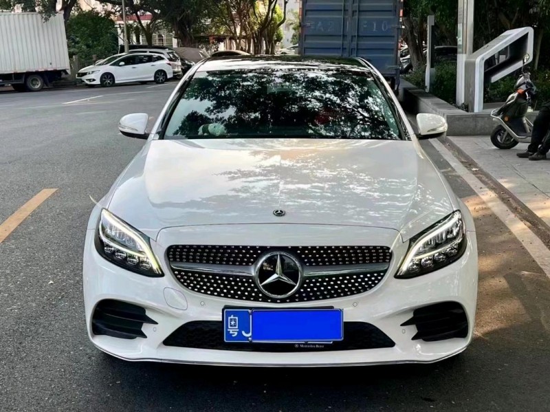 汕头19年奔驰C1