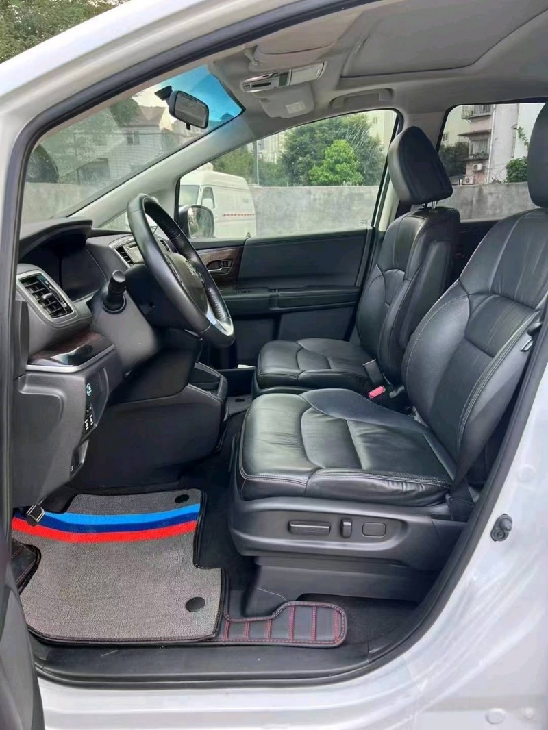 汕头18年本田奥德赛3