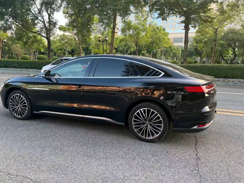 珠海21年比亚迪汉DM7