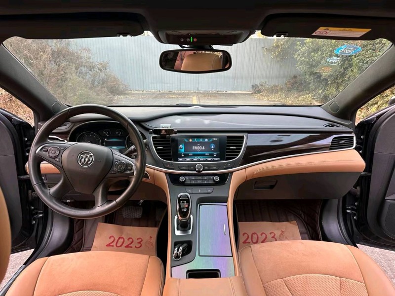 徐州18年别克君越5