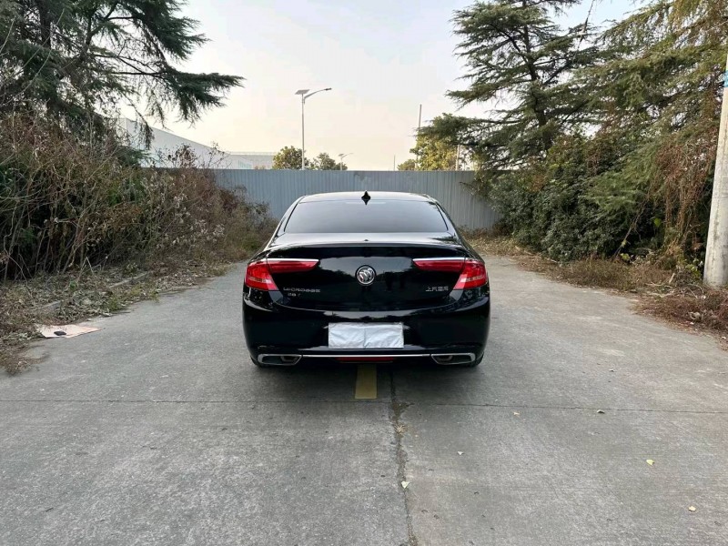 徐州18年别克君越9