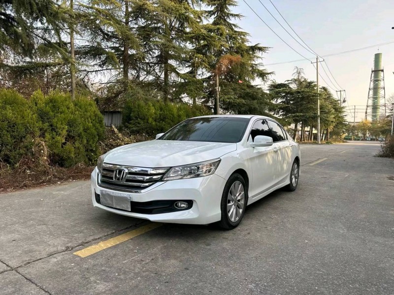 徐州13年本田雅阁2