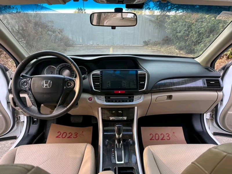 徐州13年本田雅阁5