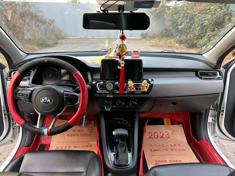 徐州20年起亚福瑞迪5