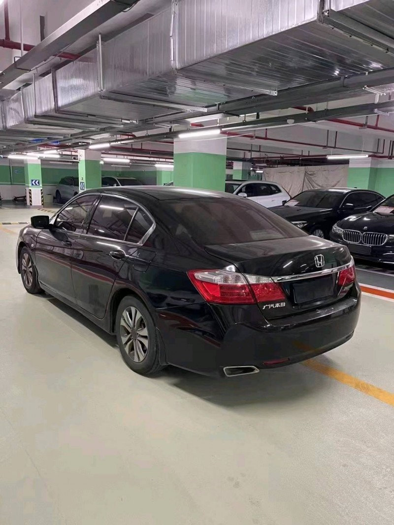 嘉兴15年本田雅阁8