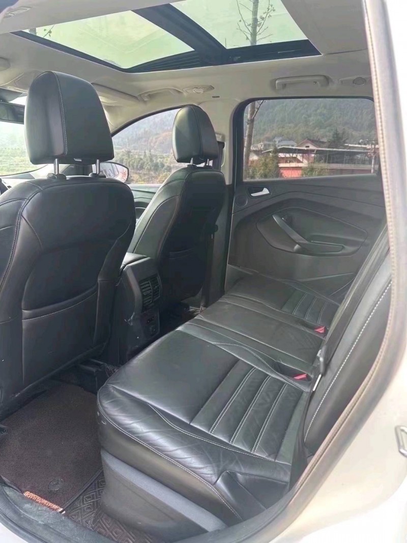 菏泽17年福特翼虎5