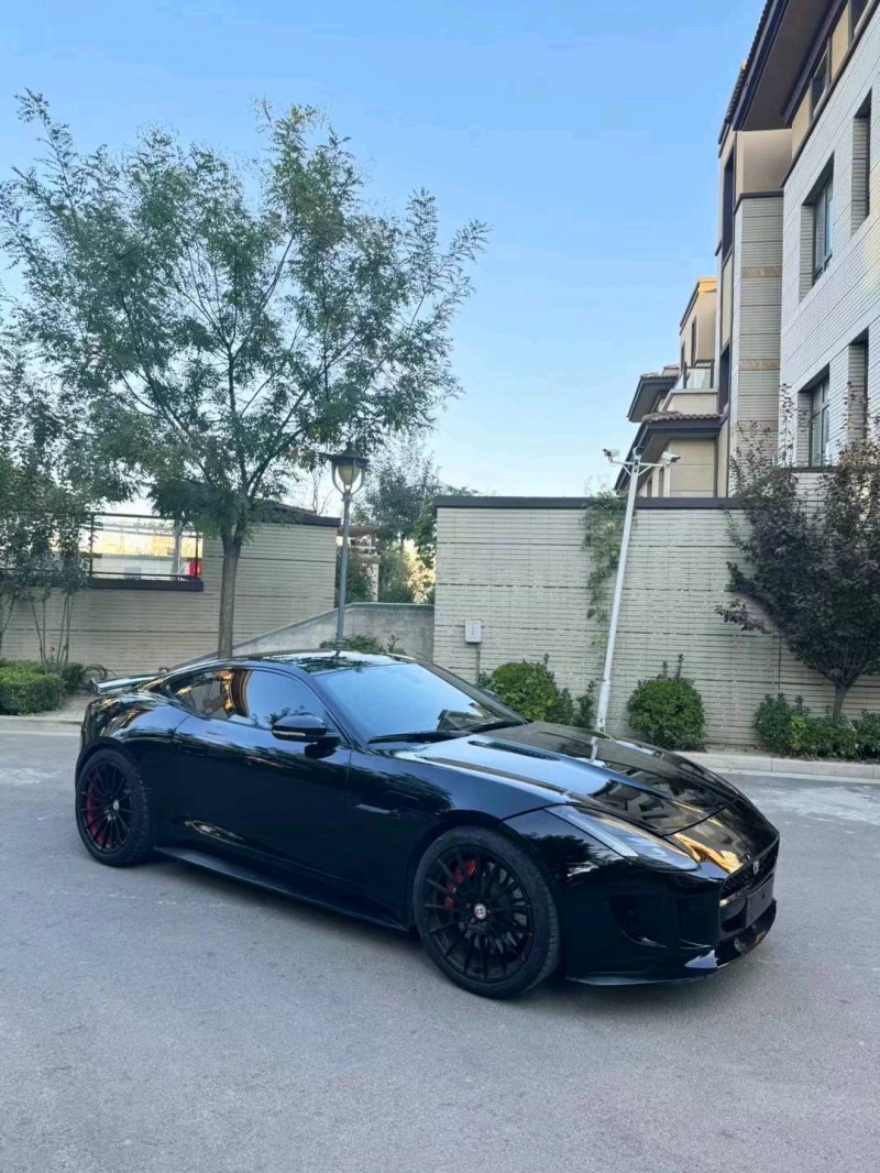 青岛14年捷豹F-Type7