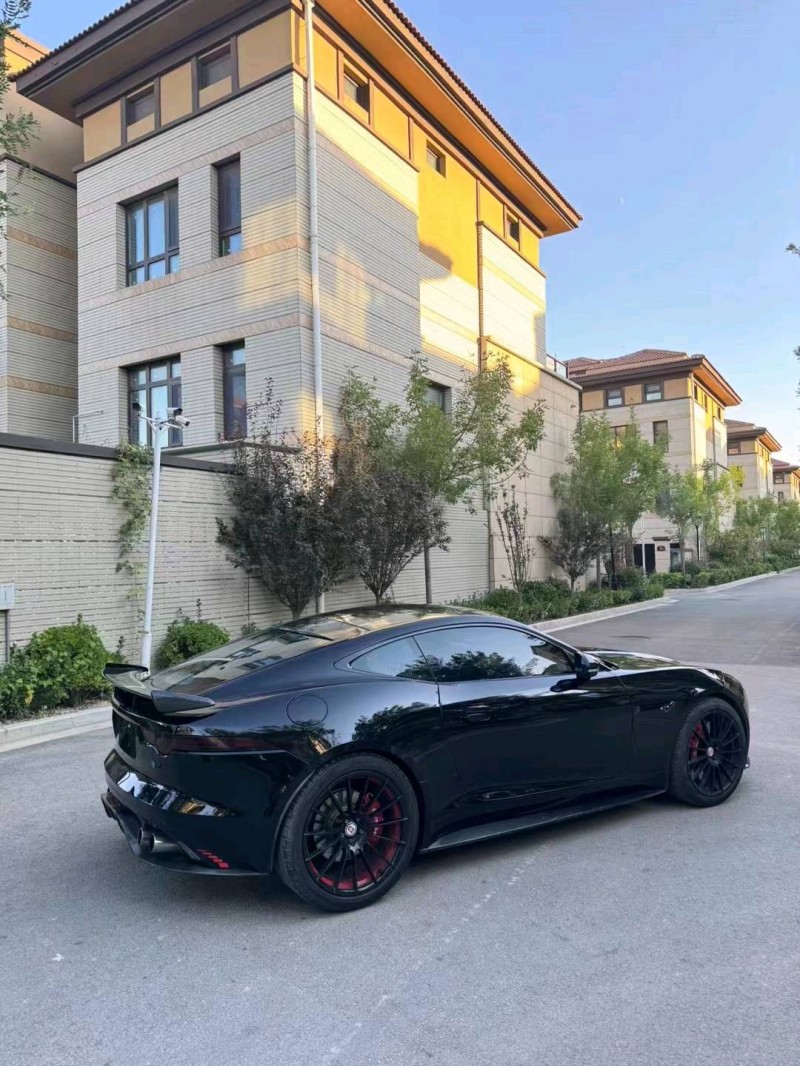 青岛14年捷豹F-Type8