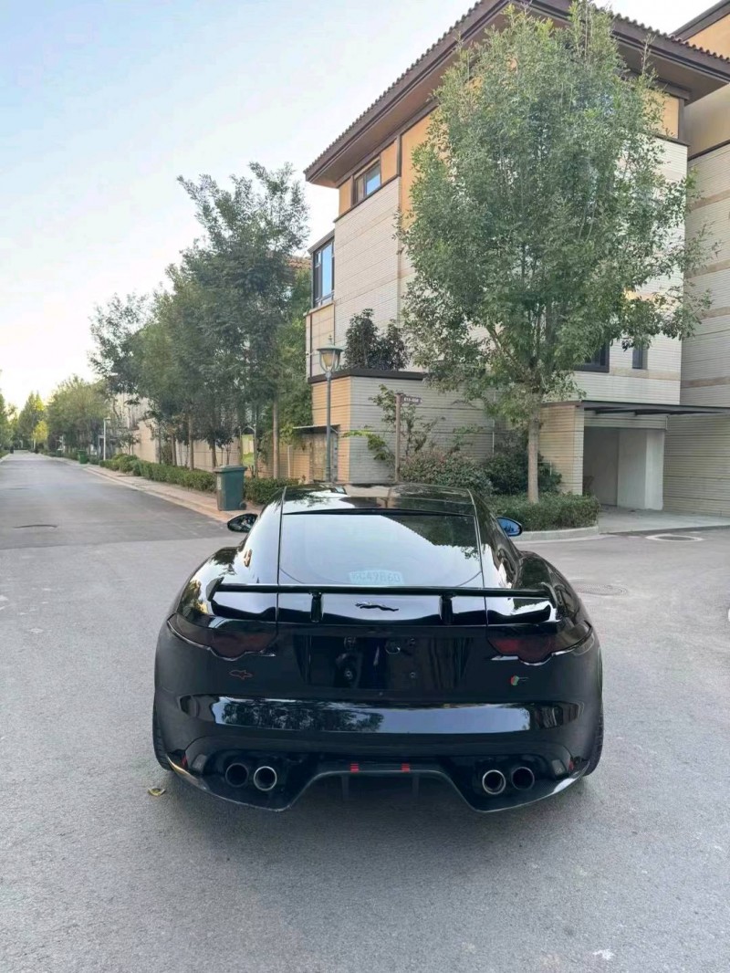 青岛14年捷豹F-Type9