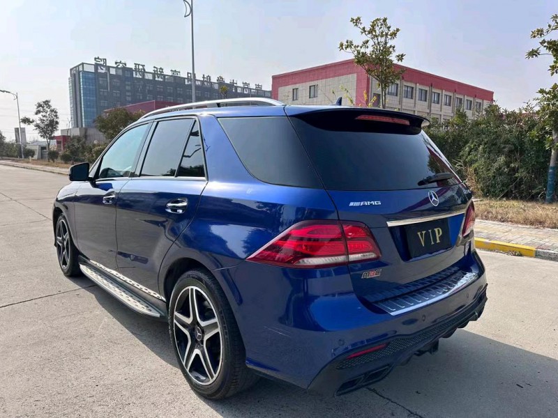 盐城17年奔驰GLE8