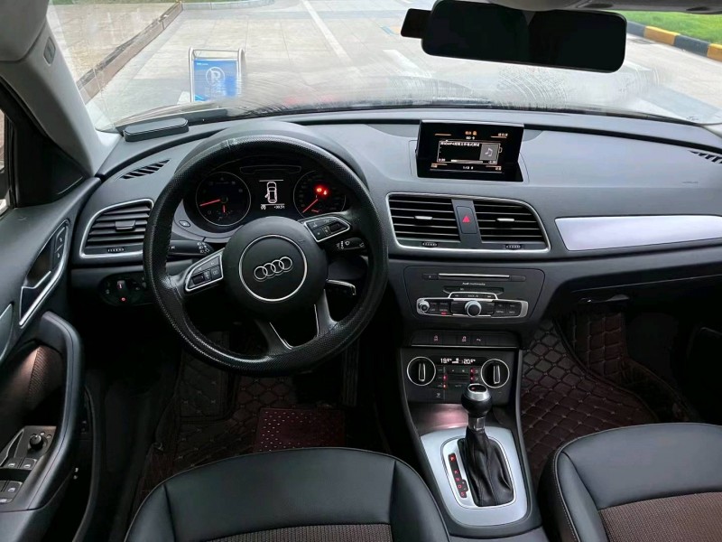 武汉19年奥迪Q38