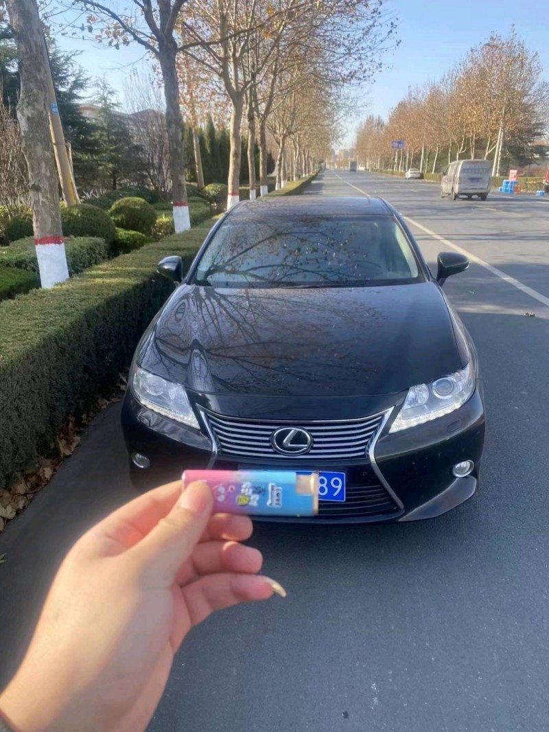枣庄12年雷克萨斯ES1