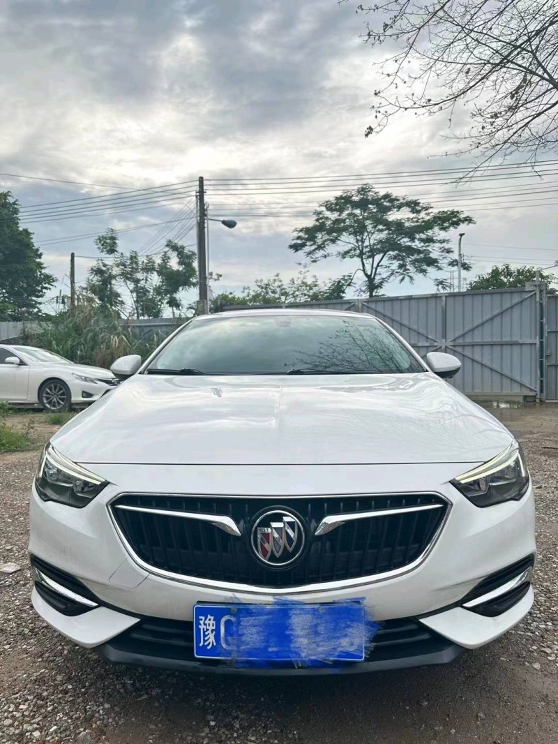 广州19年别克君威1