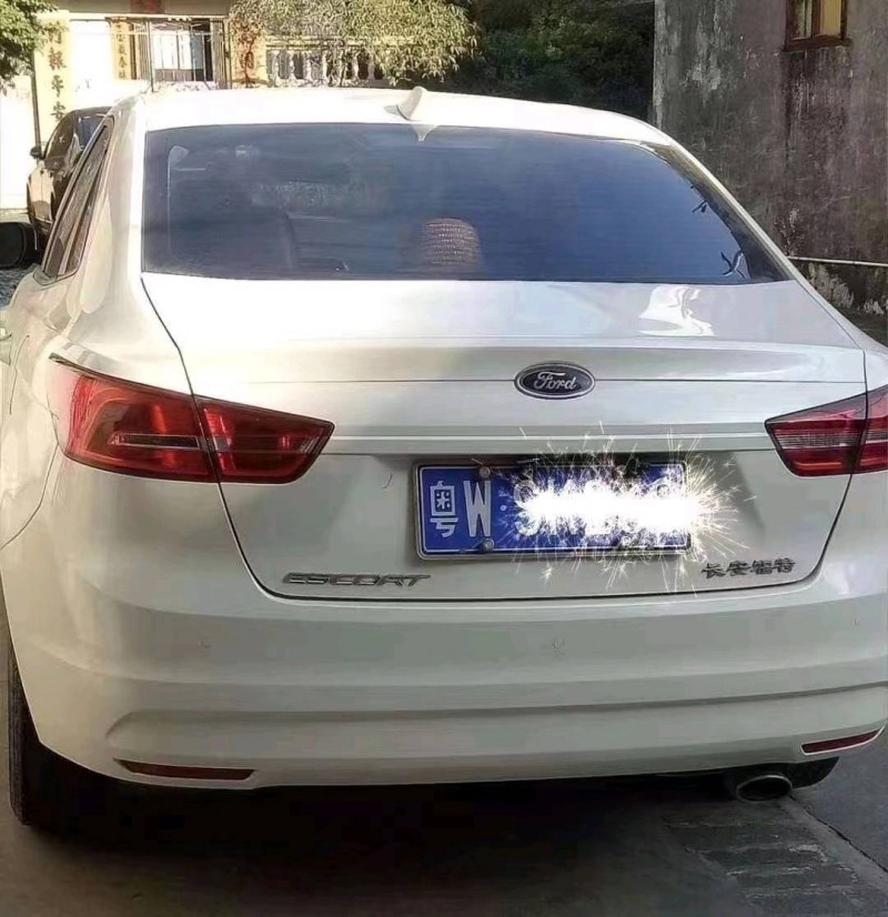 嘉兴17年福特福睿斯9