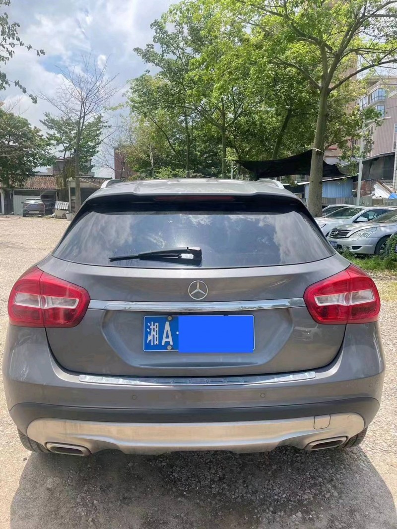 广州16年奔驰GLA8